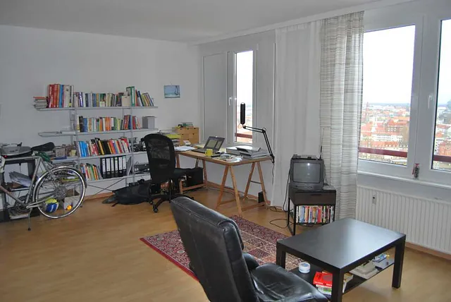 großzügige 1 Zimmer Whg. mit Weitblick WEG 165